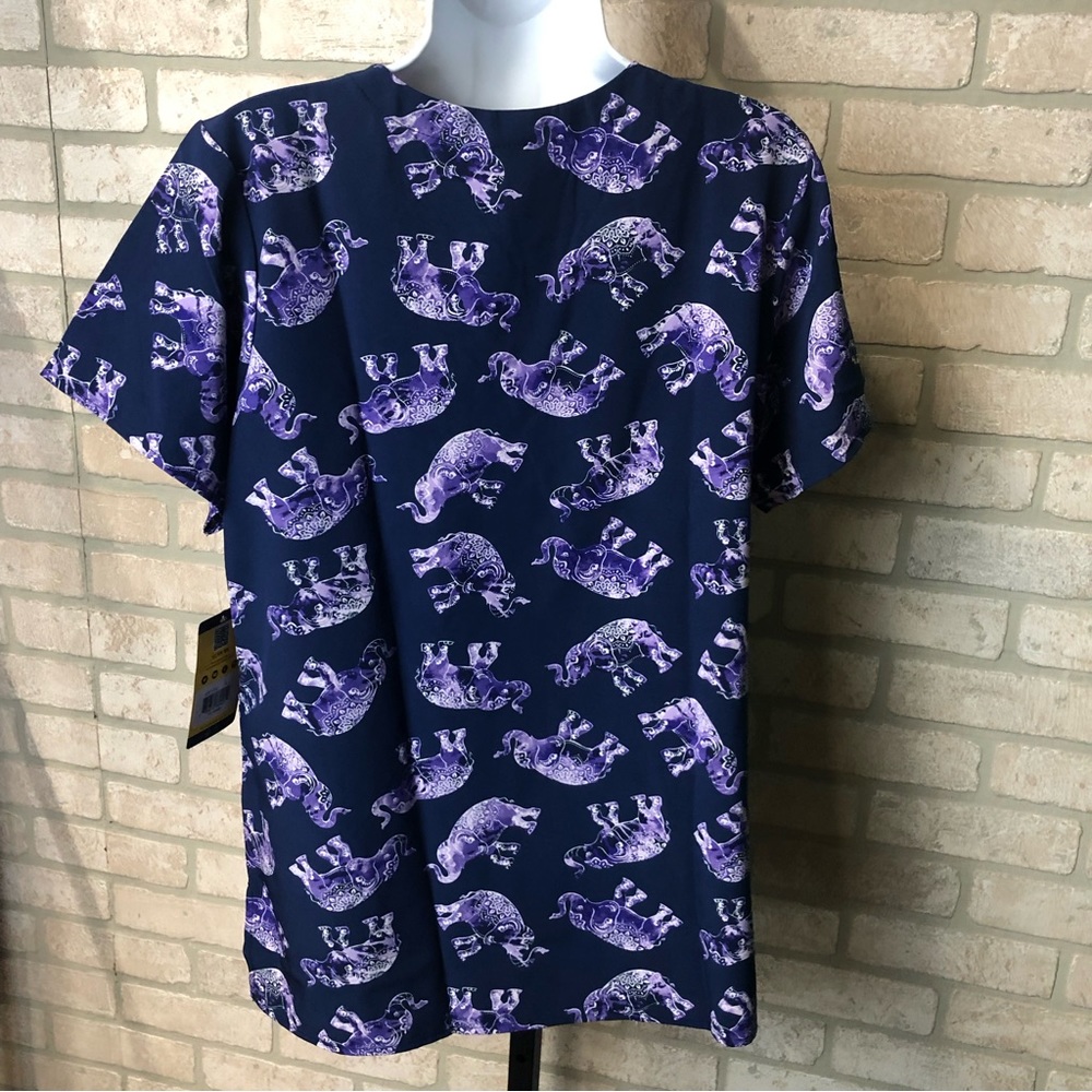 NWT Wink Purple Elephant Pattern Short Sleeve Scrub Top multiple sizes - Picture 5 of 16